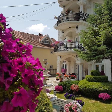 Apartment Cace Kumanovo Extérieur photo